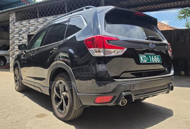 Subaru Forester Touring 2022 Black