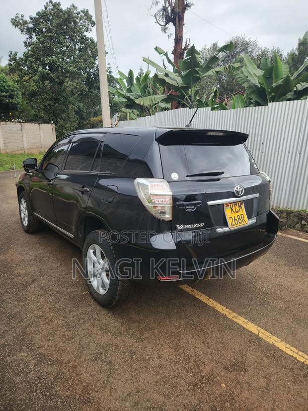 Toyota Vanguard 2010 Black