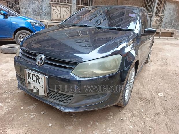 Volkswagen Golf 2011 Blue