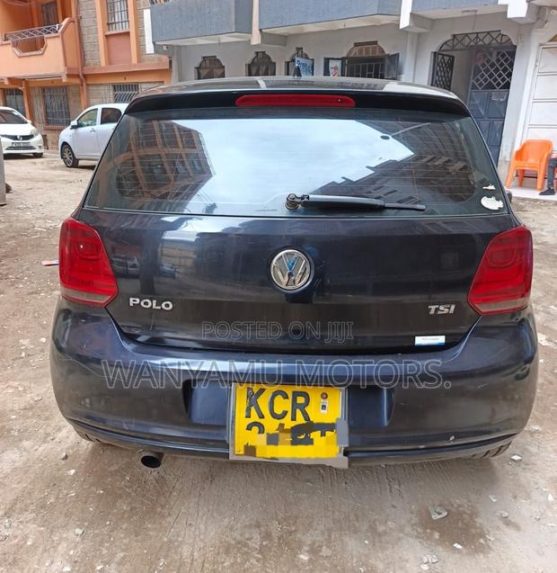Volkswagen Polo 2012 Black