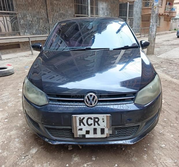Volkswagen Polo 2012 Black