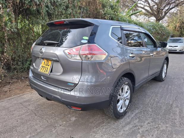 Nissan X-Trail 2.0 Petrol AWD 2016 Gray