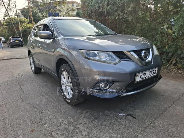 Nissan X-Trail 2.0 Petrol AWD 2016 Gray