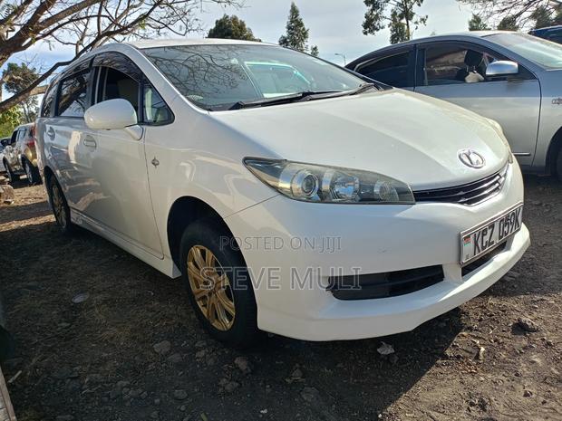 Toyota Wish 2012 Pearl