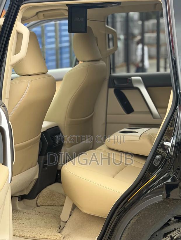 Toyota Land Cruiser Prado 2.7 2020 Black
