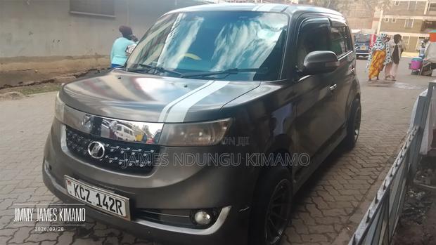 Toyota bB 2013 Brown