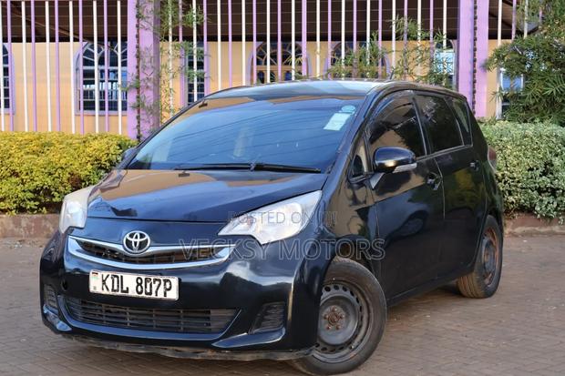 Toyota Ractis 2016 Black