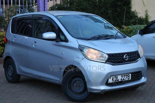 Nissan Dayz 2015 Silver