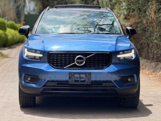 Volvo XC40 2019 Blue
