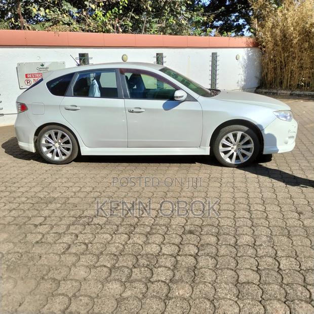 Subaru Impreza 2.0 2011 White