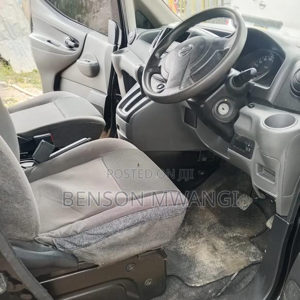Nissan NP200 2010 Black