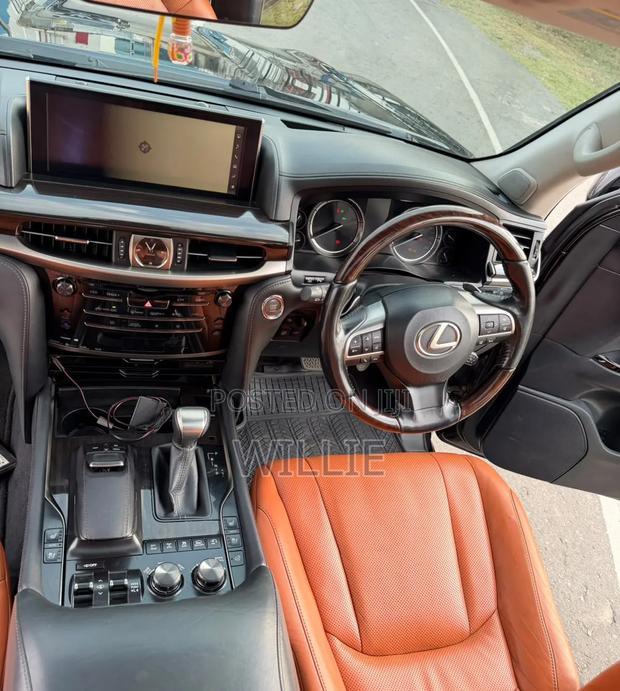 Lexus LX 2015 Black