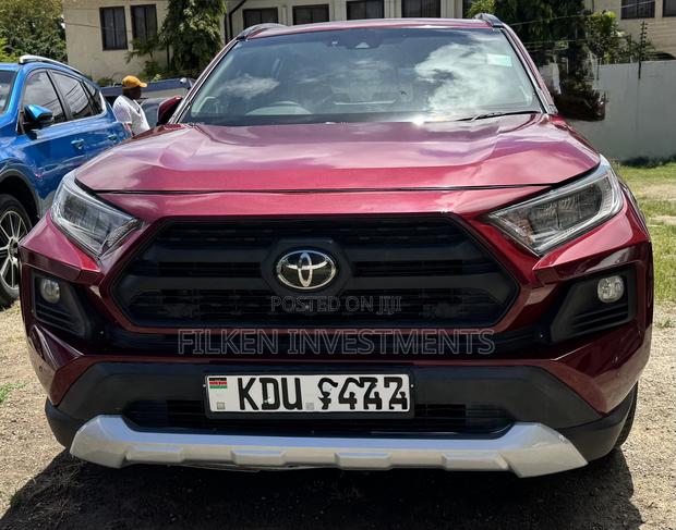 Toyota RAV4 XLE Premium AWD 2020 Burgundy