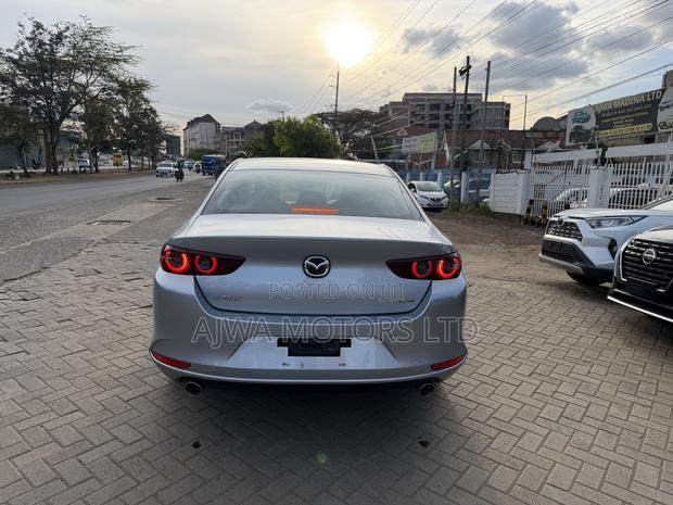 Mazda 3 2021 Silver