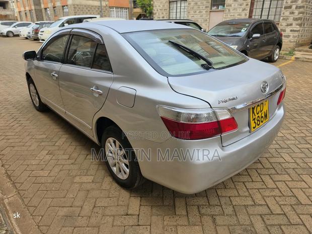 Toyota Premio 2009 Silver