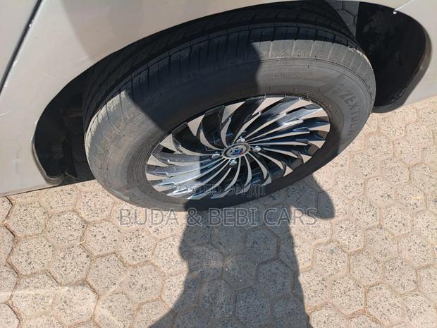 Toyota Corolla Fielder 2010 Silver