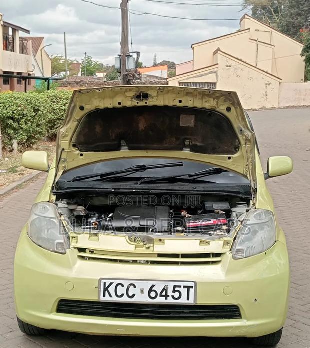 Toyota Passo 2008 Yellow