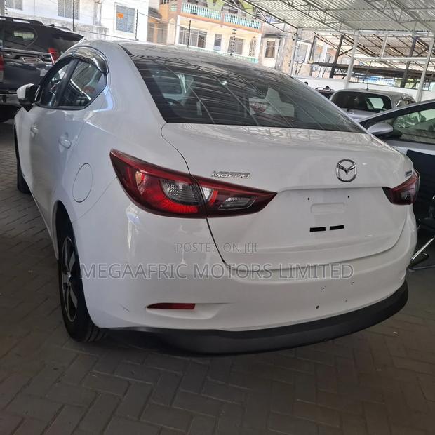 Mazda Demio 2019 White