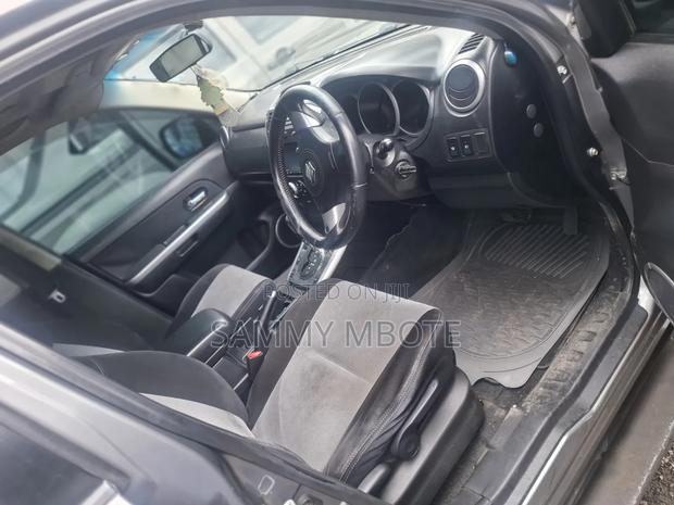 Suzuki Escudo 2008 Gray