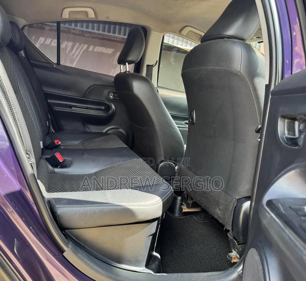 Toyota Aqua 2017 Purple