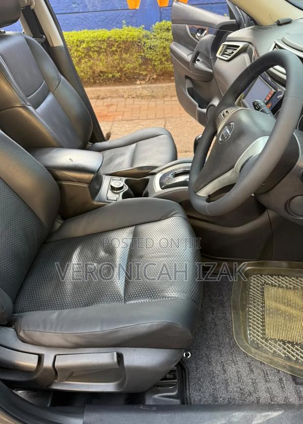 Nissan X-Trail 2015 Gray