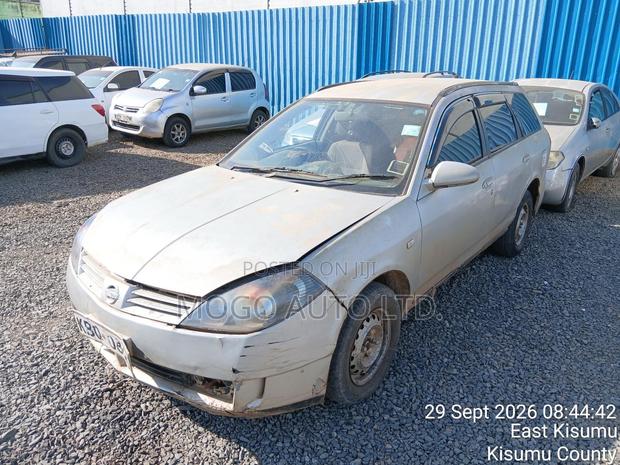 Nissan Wingroad 2004 Silver