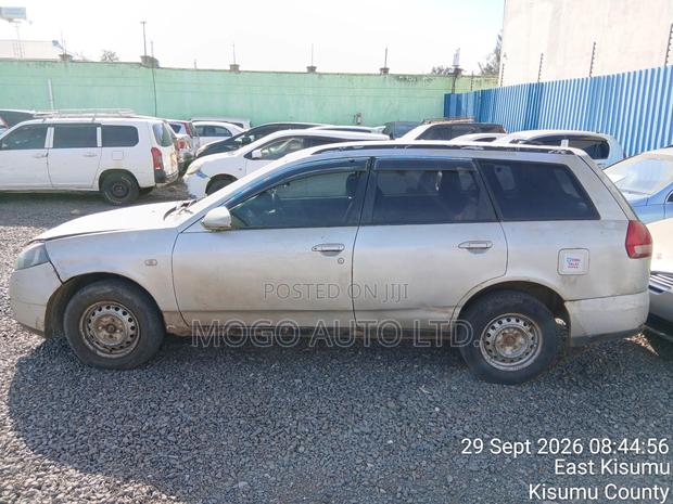 Nissan Wingroad 2004 Silver