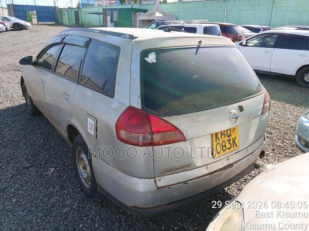 Nissan Wingroad 2004 Silver