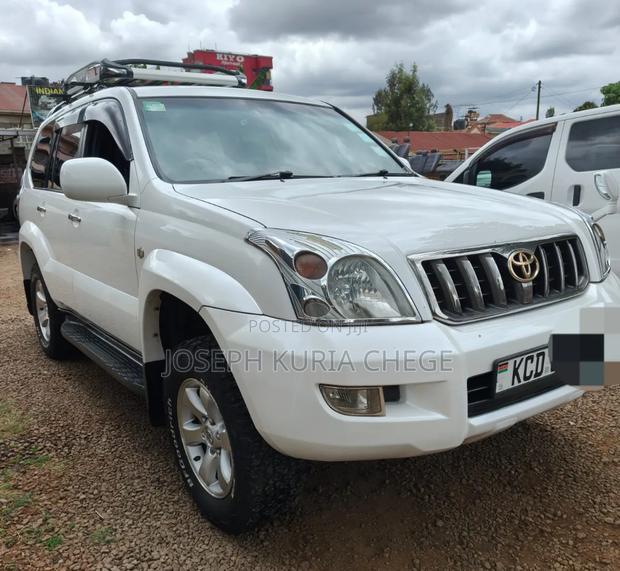 Toyota Land Cruiser Prado 2008 White