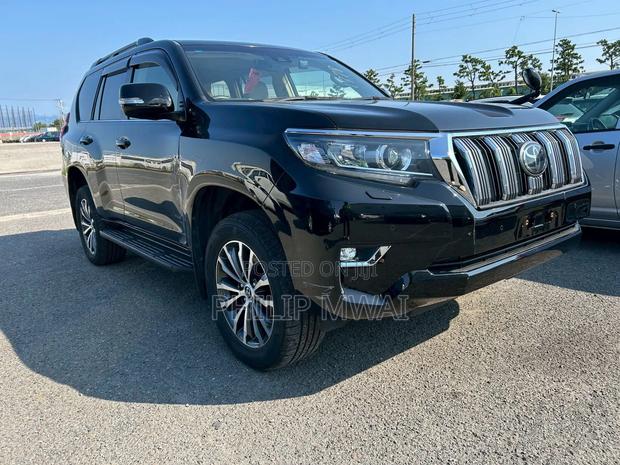 Toyota Land Cruiser Prado 2019 Black