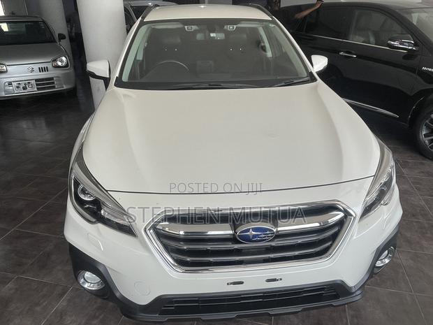 Subaru Outback 2.5i Premium AWD 2019 White