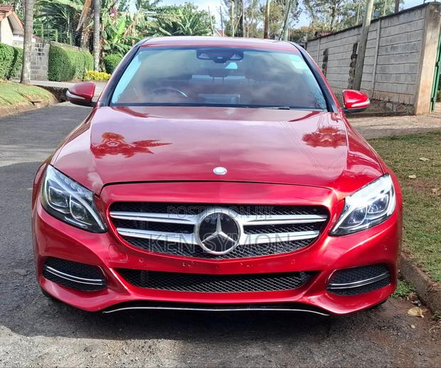Mercedes-Benz C200 2014 Red