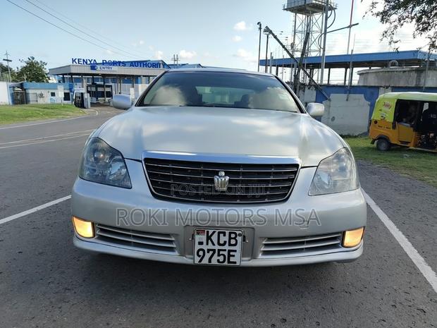 Toyota Crown 2008 Silver