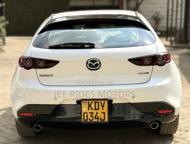 Mazda 3 2019 Pearl