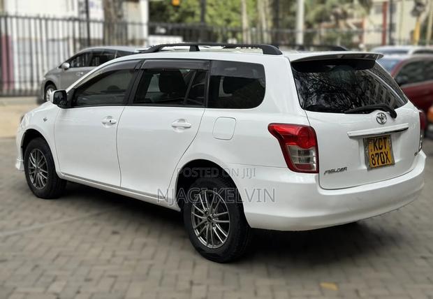 Toyota Corolla Fielder 2012 White