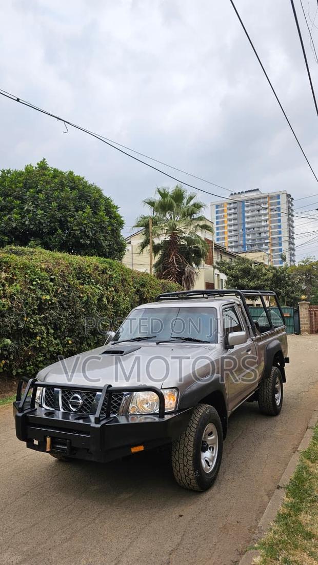 Nissan Patrol 2016 Silver