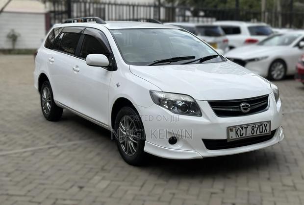 Toyota Corolla Fielder 2012 White
