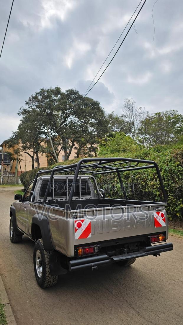 Nissan Patrol 2016 Silver