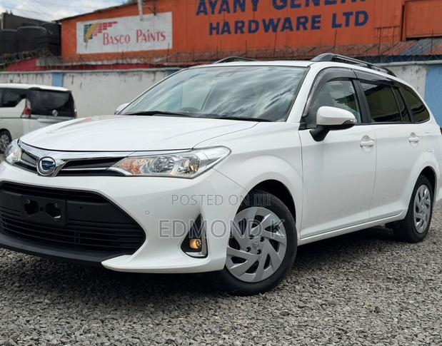 Toyota Corolla Fielder 2020 White