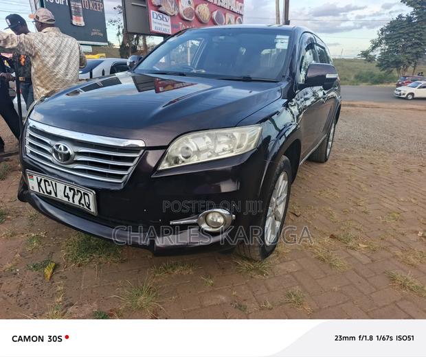 Toyota Vanguard 2012 Black