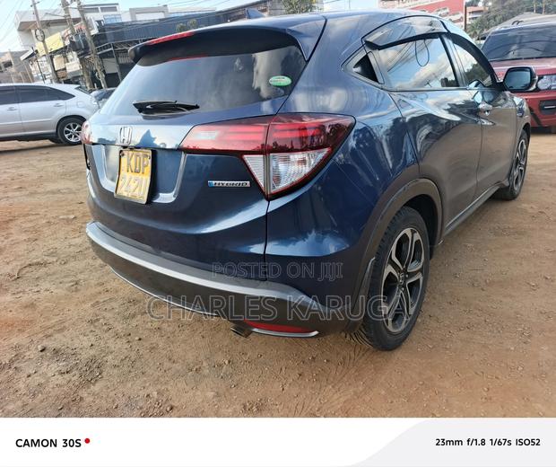 Honda Vezel 2017 Blue
