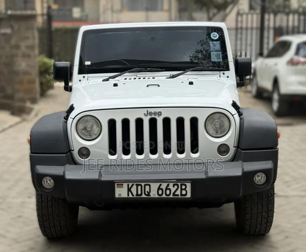 Jeep Wrangler 2016 Off white