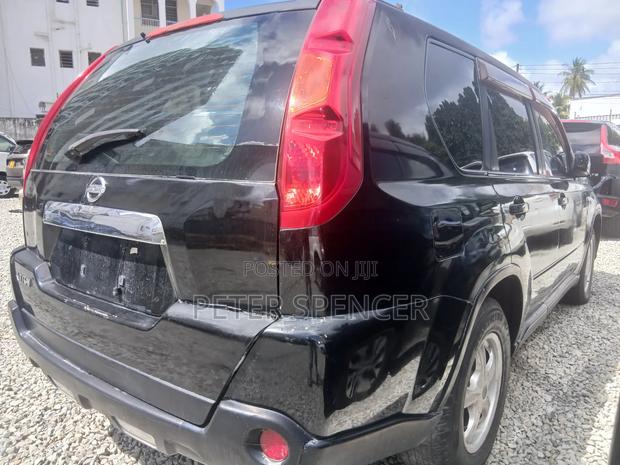 Nissan X-Trail 2011 Black