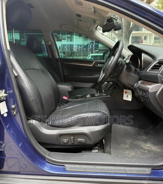 Subaru Outback 2017 Blue