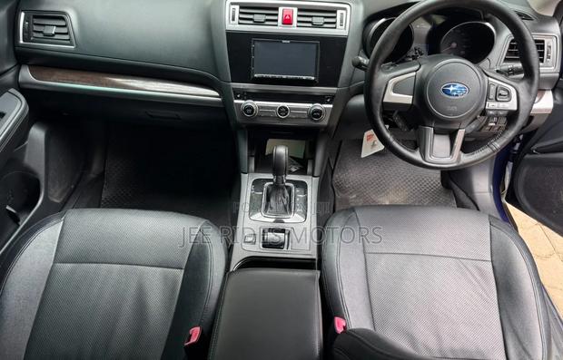Subaru Outback 2017 Blue