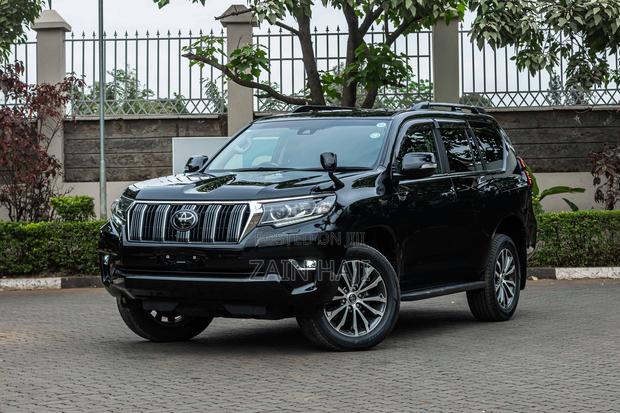 Toyota Land Cruiser Prado 2.8 2019 Black
