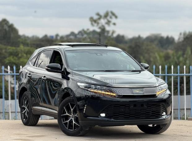 Toyota Harrier 2.0 2019 Black