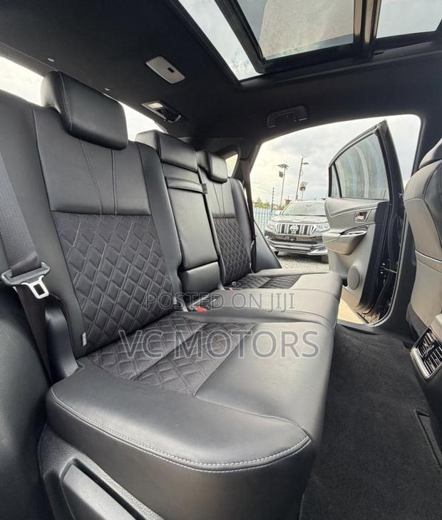 Toyota Harrier 2.0 2019 Black