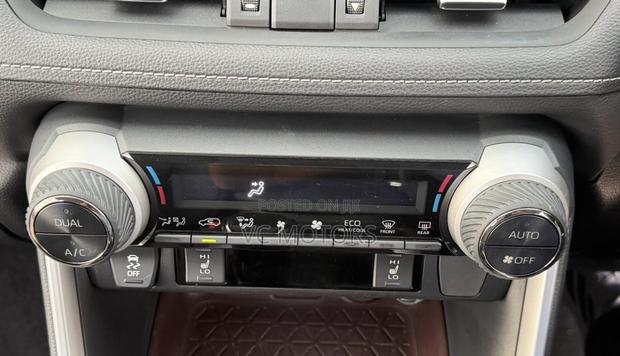 Toyota RAV4 Adventure 2019 Gray