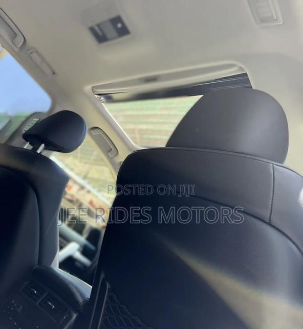 Toyota Land Cruiser 2017 Beige